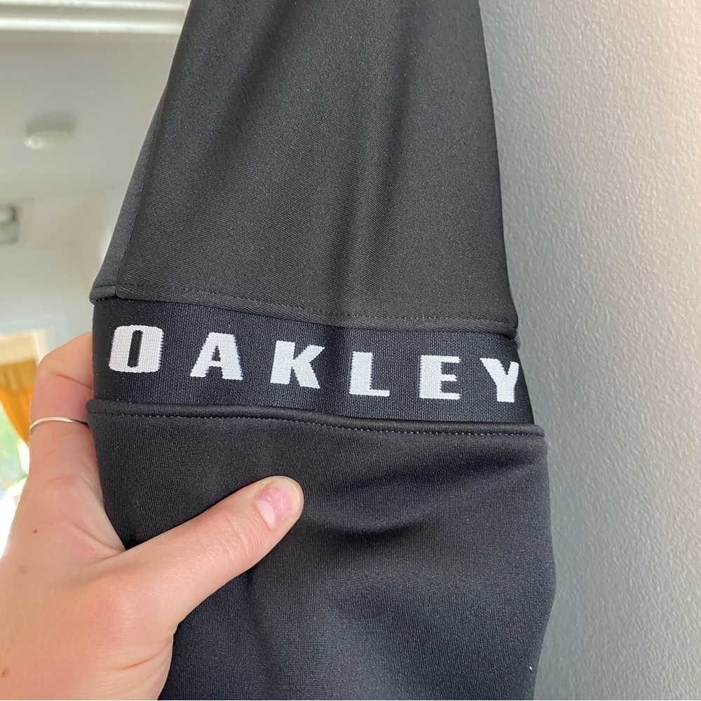 Oakley athletic black and white jacket size medium - Picture 3 of 7